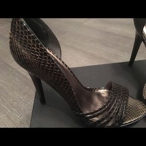 Pelle Moda Black Snakeskin Heels